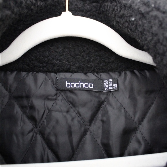 Boohoo Crop Teddy Faux Fur Bomber Jacket - Picture 8 of 8